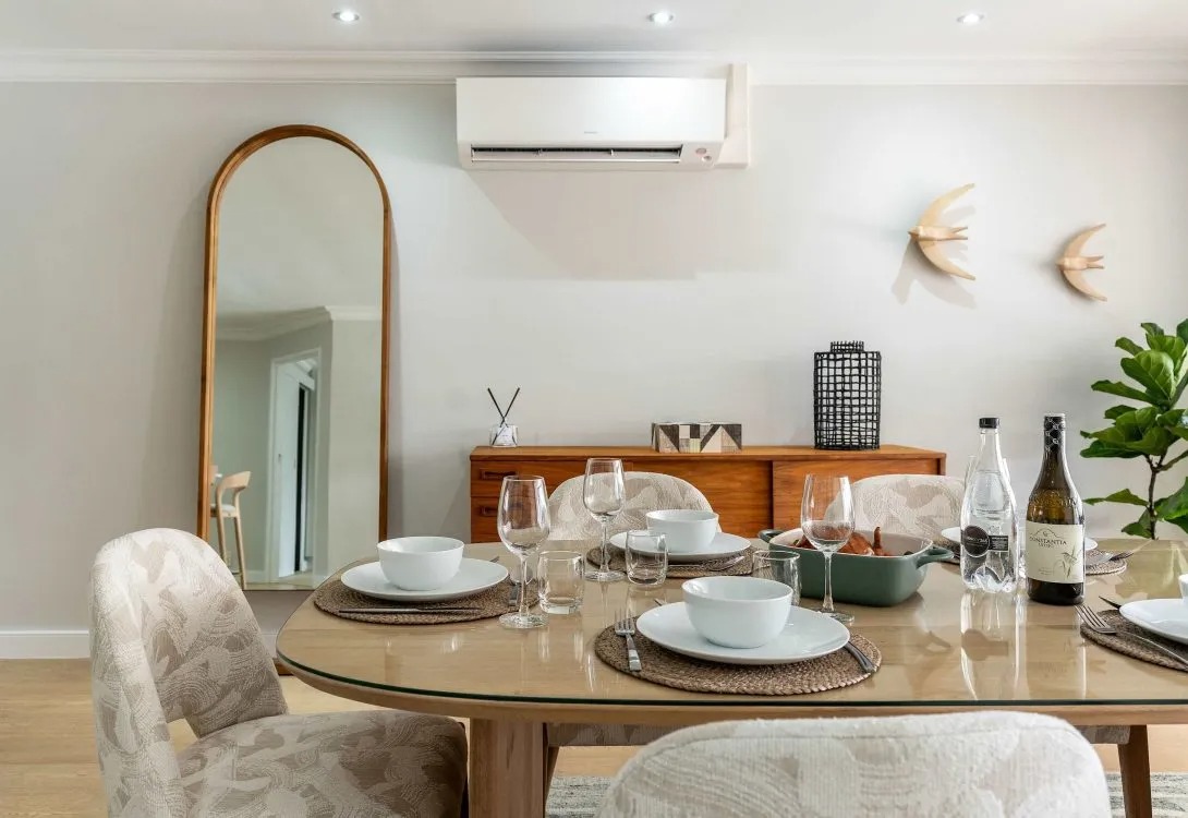 imgi_24_Nura-Townhouse-Camps-Bay-3-1090×750