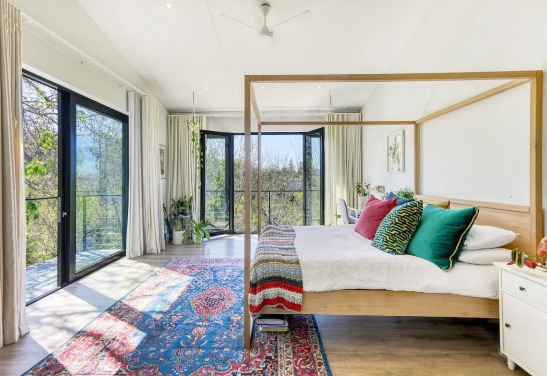 144-Constantia-Villa-Rental-14-1090×750