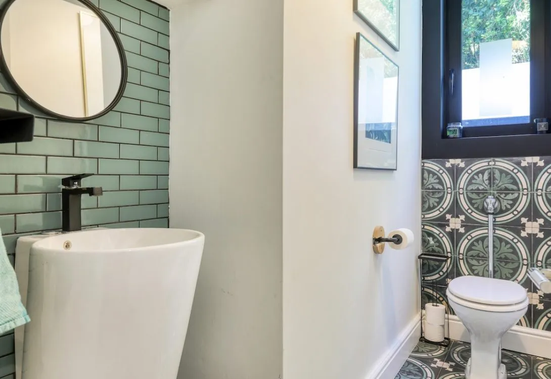 144-Constantia-Villa-Rental-2-1090×750