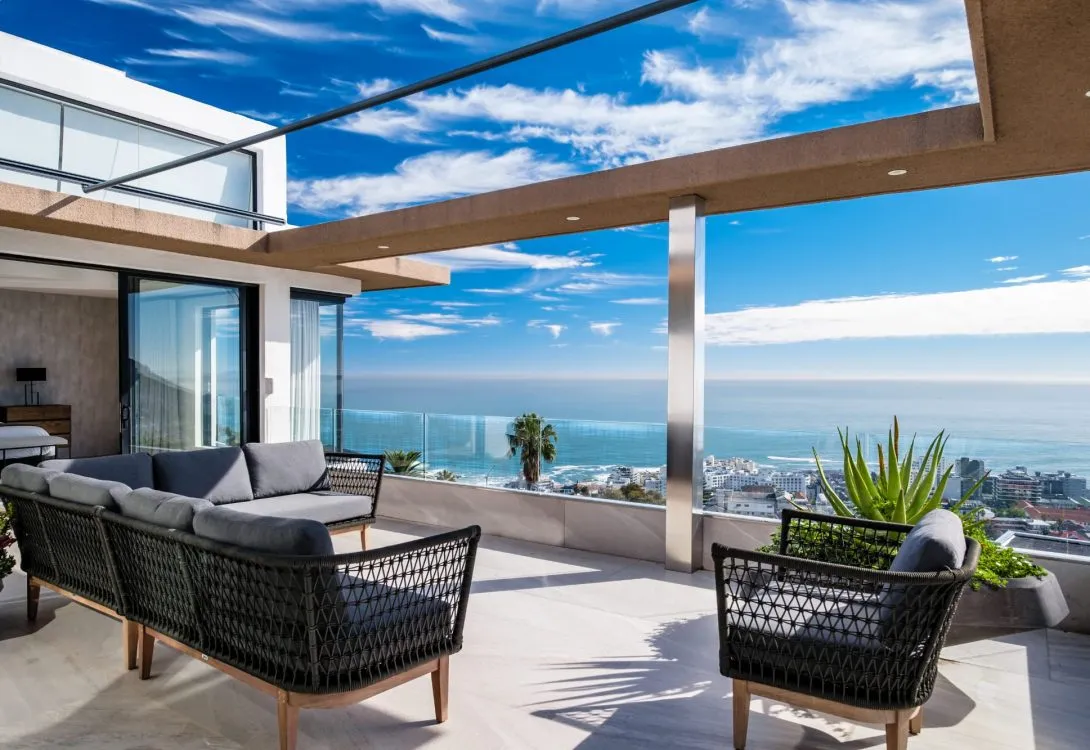 240-Ocean-View-Drive-Bantry-Bay-Villa-51-1090×750
