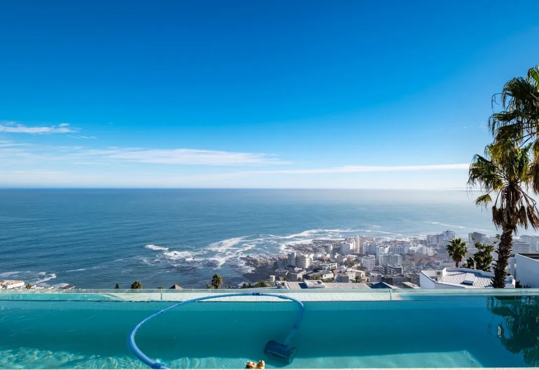 262-Ocean-View-Drive-Bantry-Bay-Villa-18-1090×750