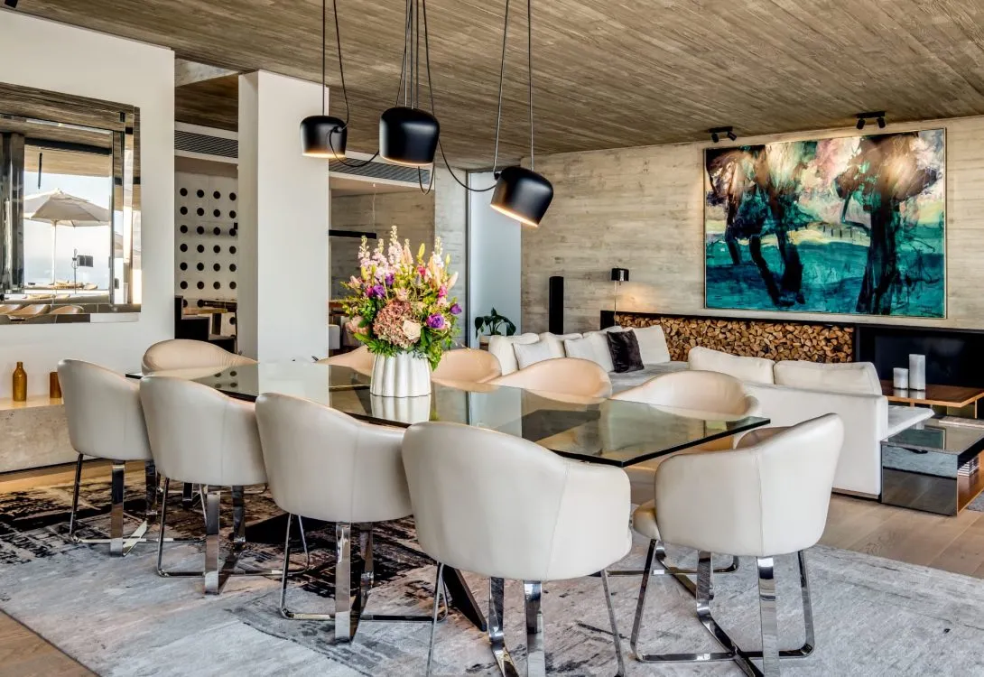 262-Ocean-View-Drive-Bantry-Bay-Villa-68-1090×750