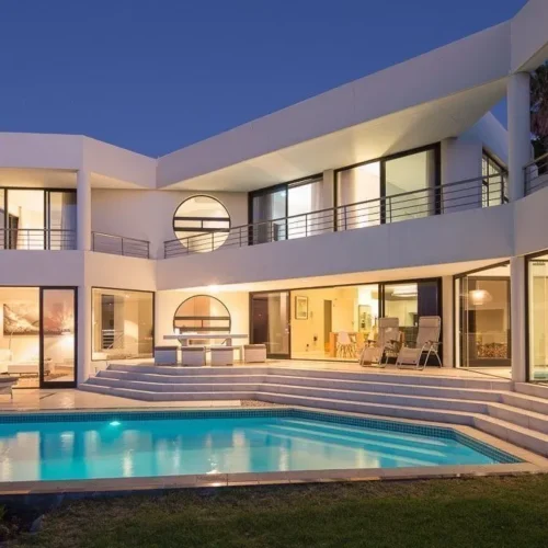 48 Sunset Avenue