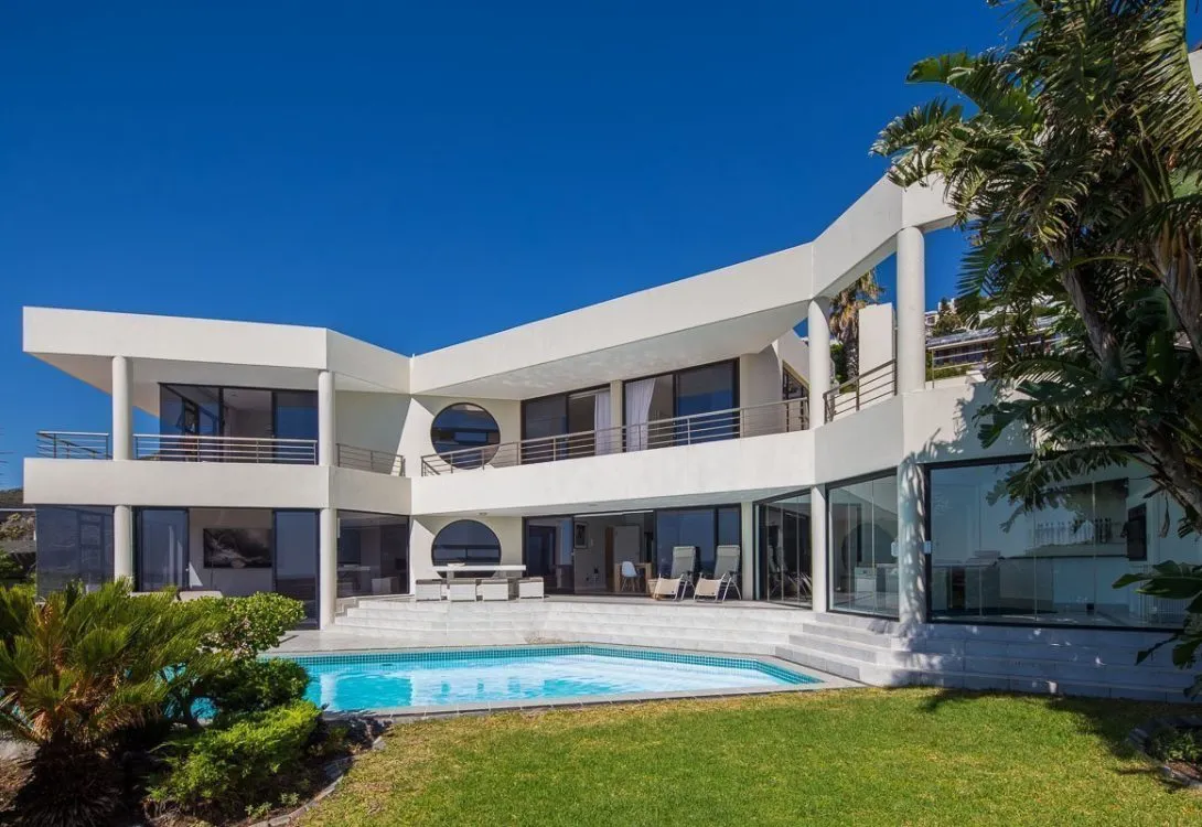 48-Sunset-Ave-Llandudno-Villa-Rental-39-1090×750