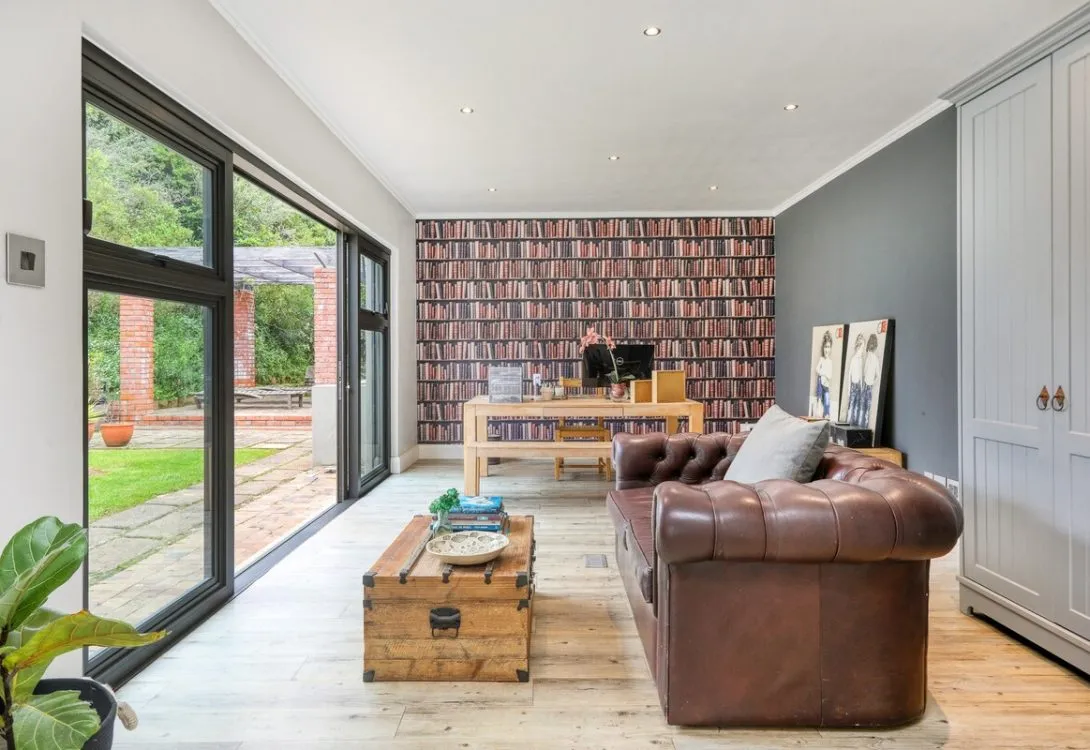 9-Montrose-Terrace-Constantia-20-1090×750