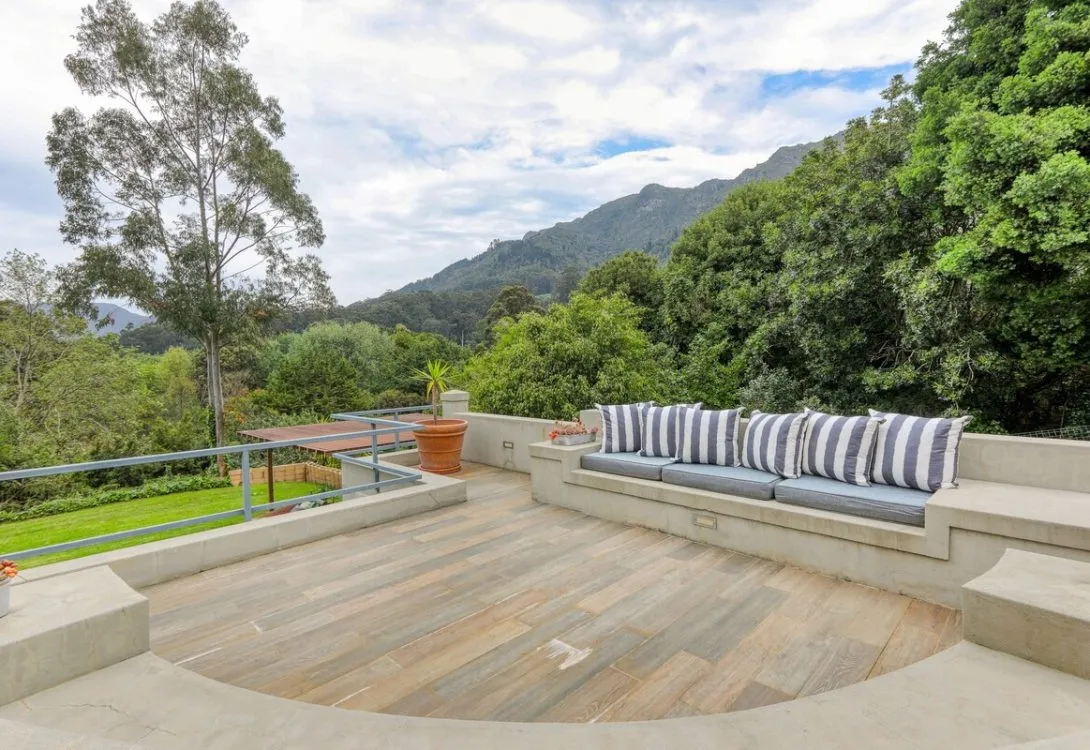 9-Montrose-Terrace-Constantia-27-1090×750