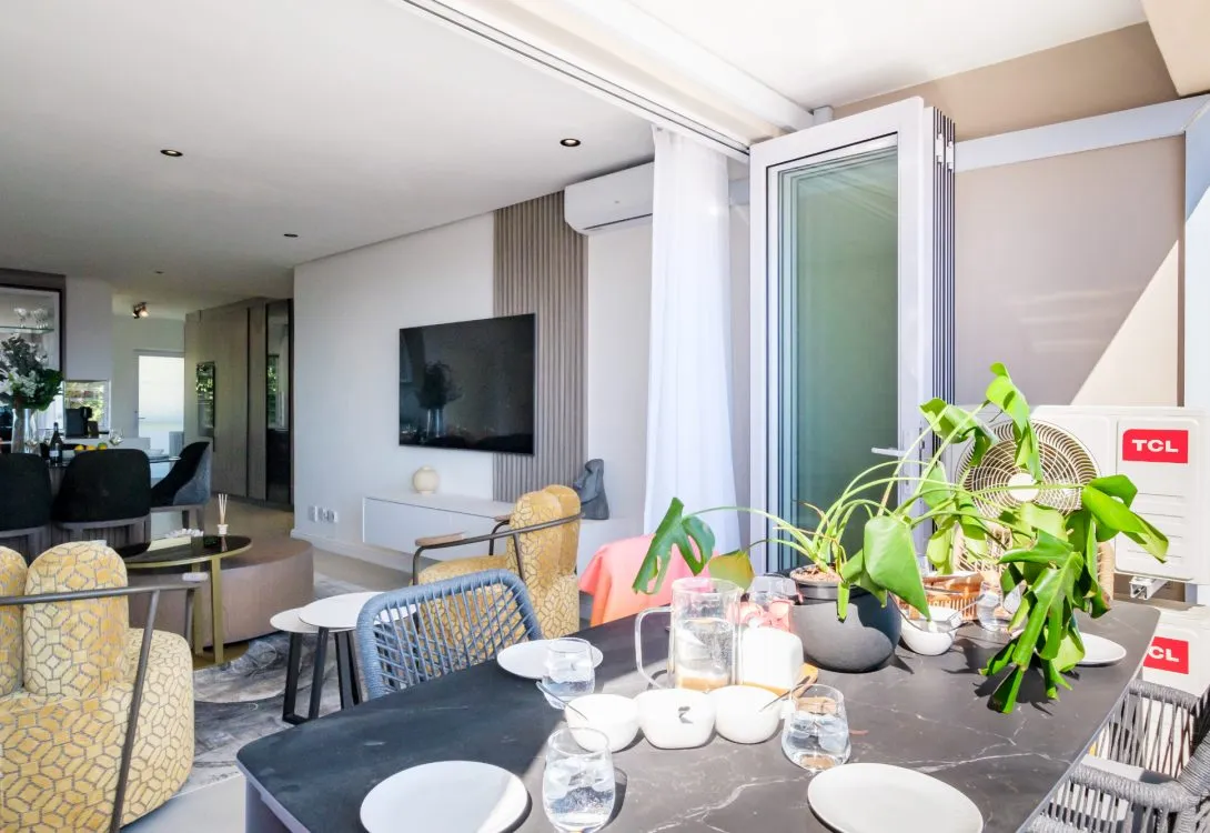 Alanda-Jocyn-Court-Bantry-Bay-Rental-24-1090×750