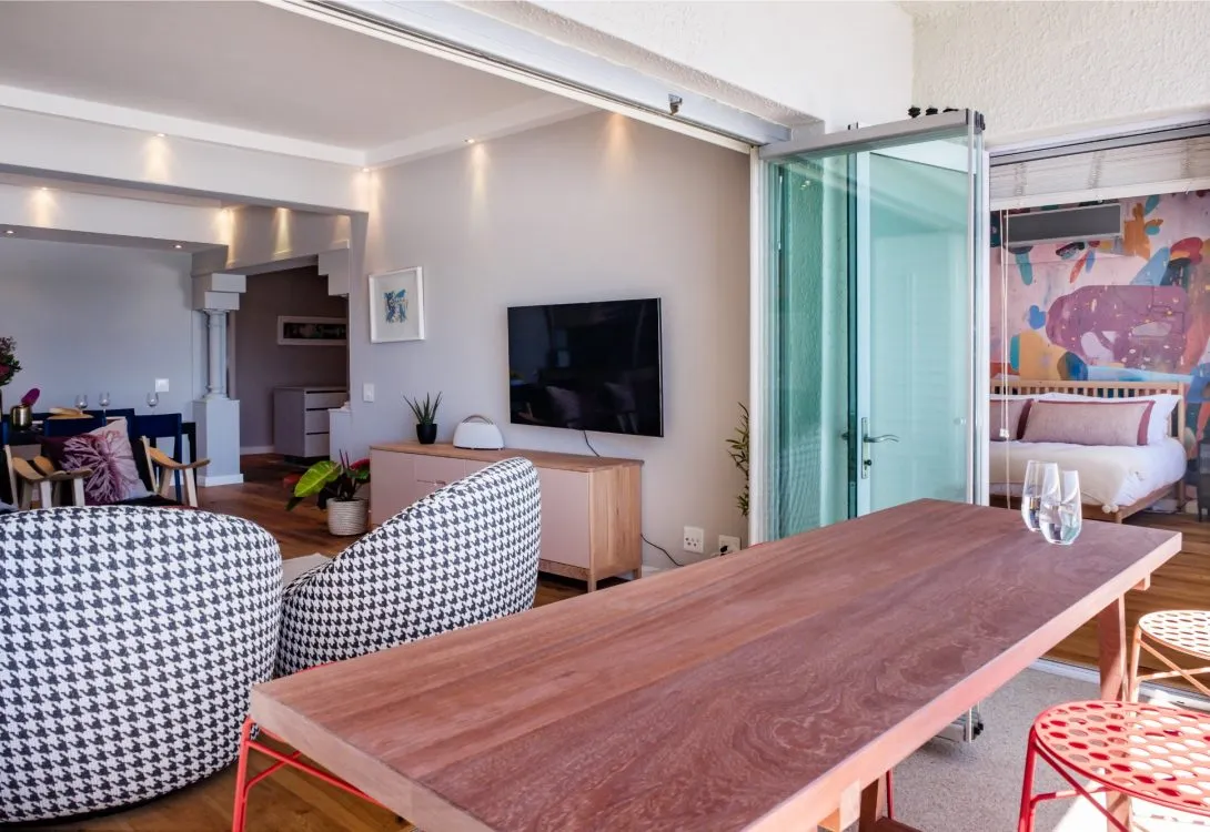 Aretzi1-Florentia-329-Beach-Road-Bantry-Bay-45-1090×750