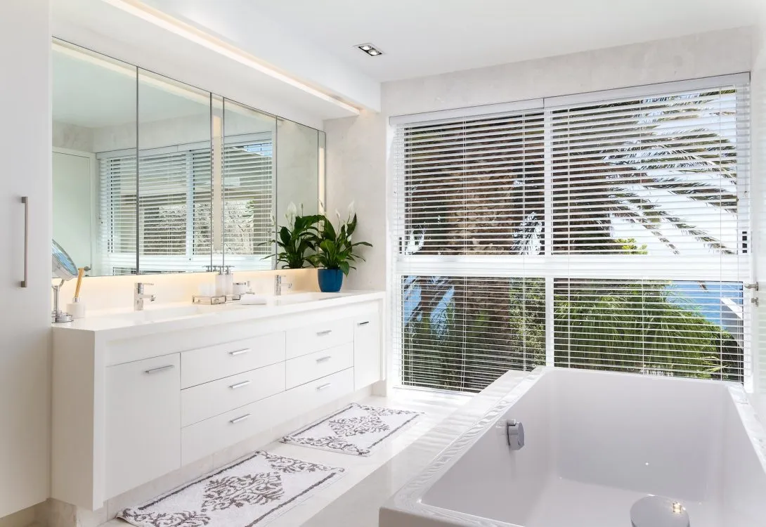 Boulders-Villa-Llandudno-15-1090×750