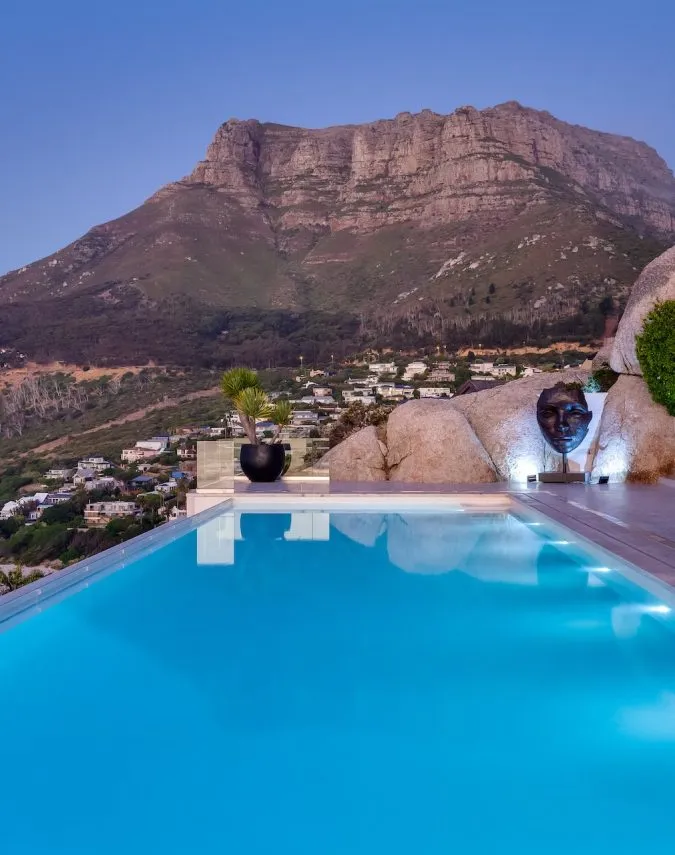 Boulders-Villa-Llandudno-17-675×855