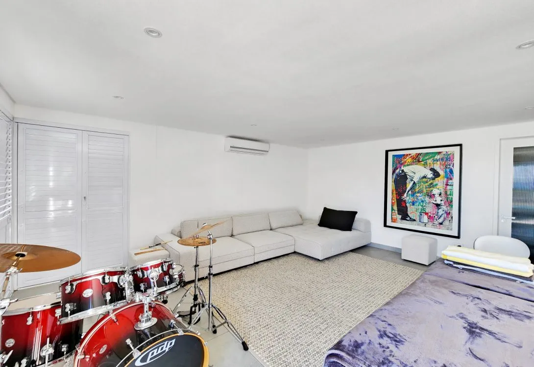 Cielo-Marr-Villa-Llandudno-43-1090×750