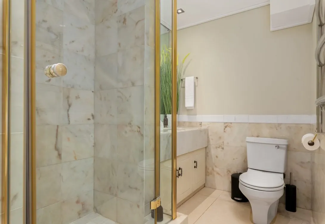 Clifton-Luxury-Vista-Villa-7-1090×750