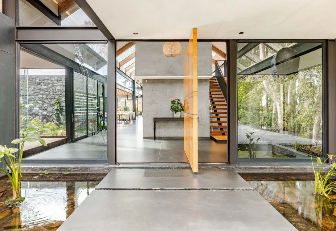 Contemporary-Luxury-Villa-in-Constantia-Number-44-36-1090×750