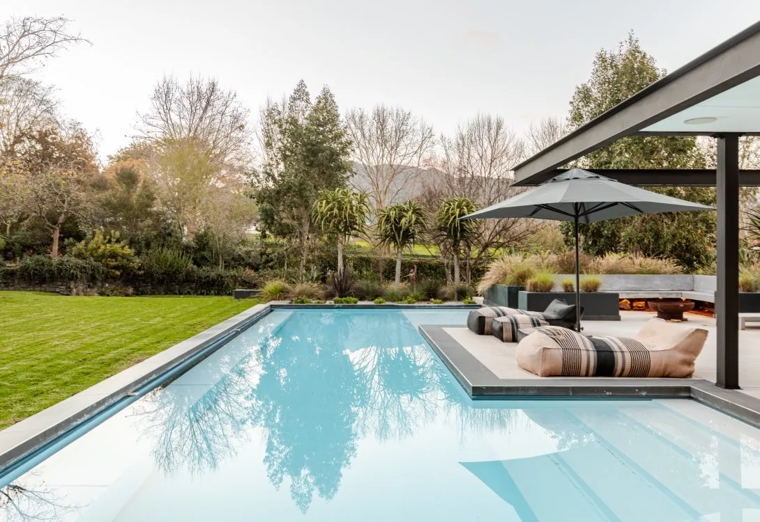 Contemporary-Luxury-Villa-in-Constantia-Number-44-64-1090×750