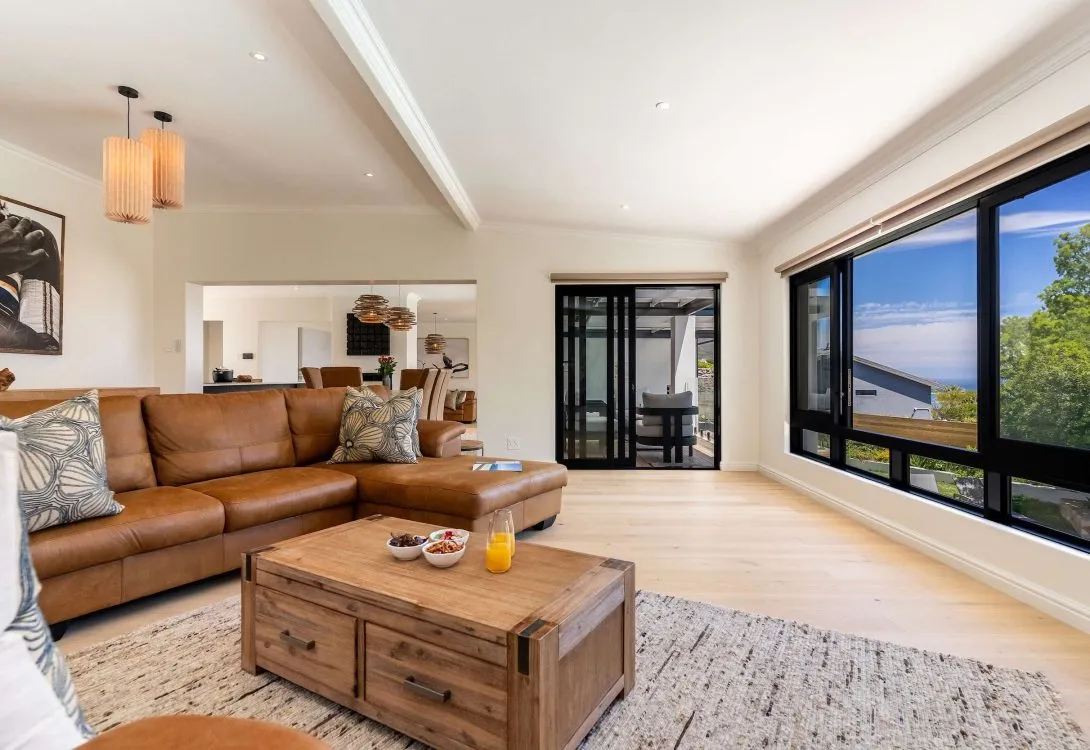 Crystal-Bay-Villa-Pool-Views-Luxury-Living-23-1090×750