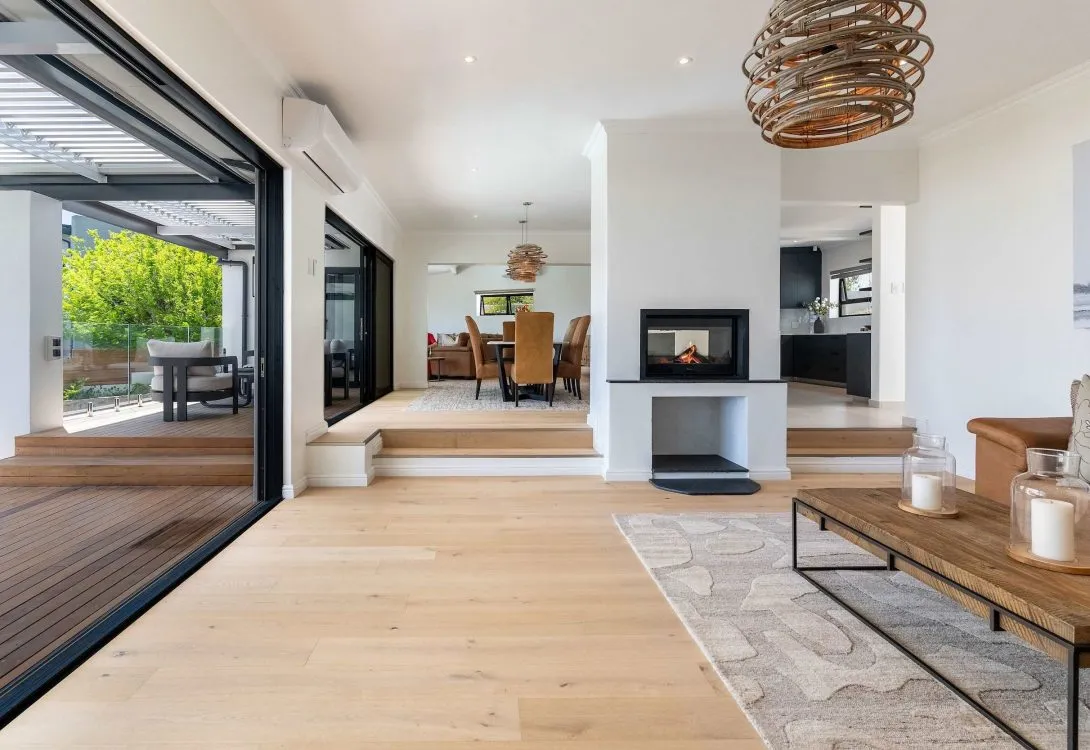 Crystal-Bay-Villa-Pool-Views-Luxury-Living-25-1090×750