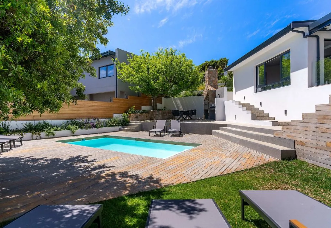 Crystal-Bay-Villa-Pool-Views-Luxury-Living-38-1090×750