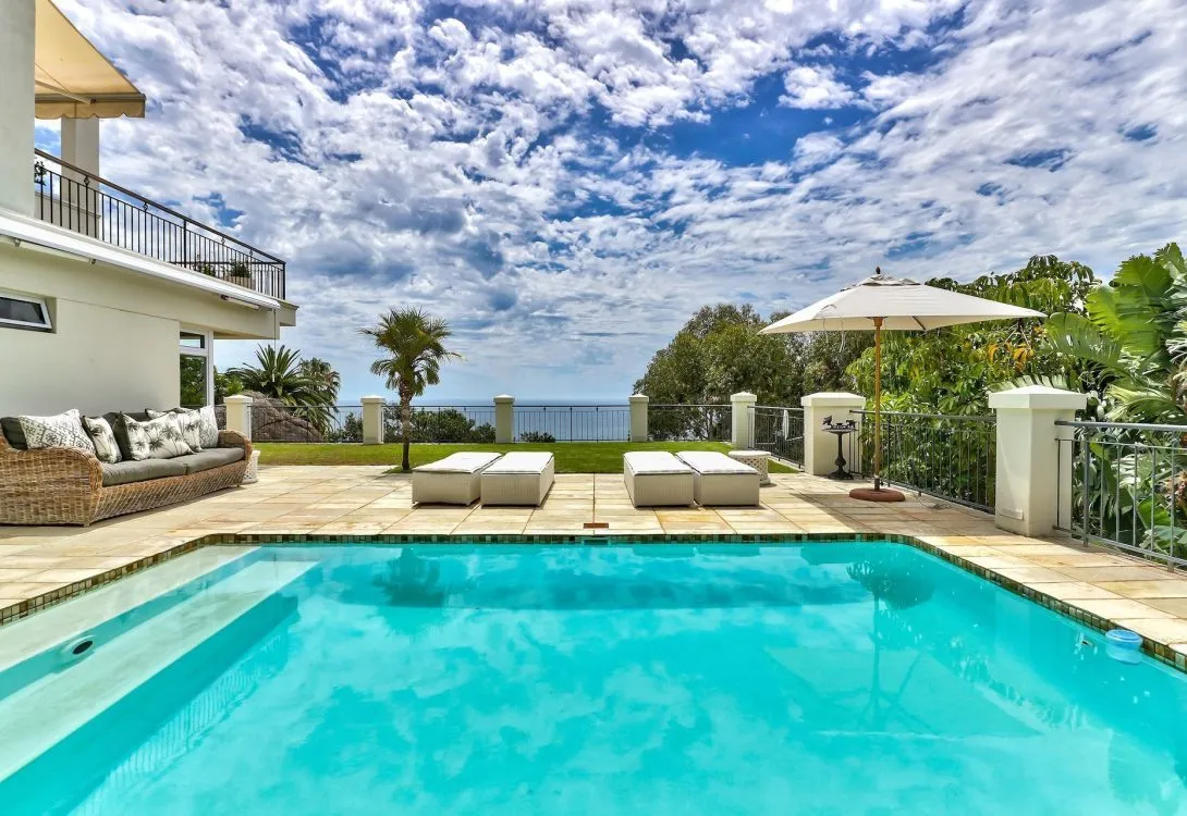 De-Wet-Rd-Villa-Bantry-Bay-La-Luna-44-1090×750