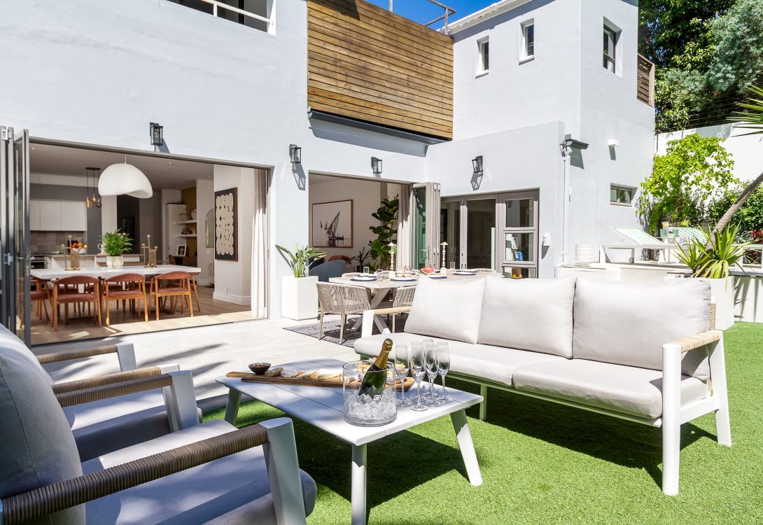 Elegant-Sea-Point-Oasis-with-Heated-Pool-11-1090×750