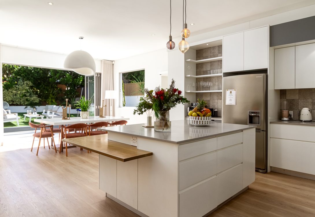 Elegant-Sea-Point-Oasis-with-Heated-Pool-2-1090×750