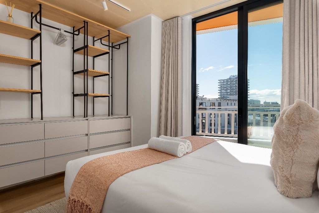 Eleve-602-Sea-Point-Apt-Views-Pool-Gym-7