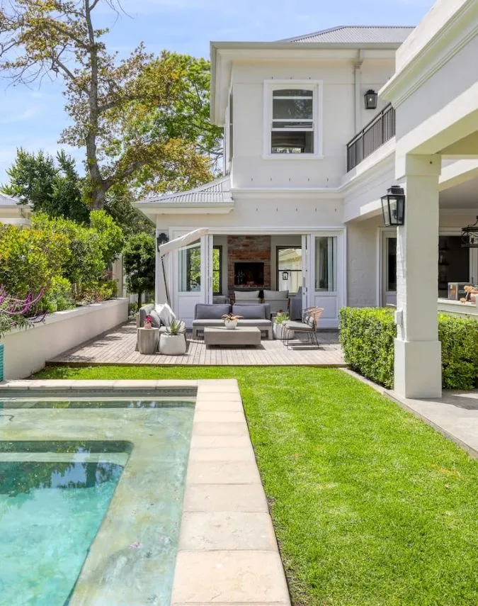 Eugene-Marais-Ave-Villa-Constantia-19-675×855