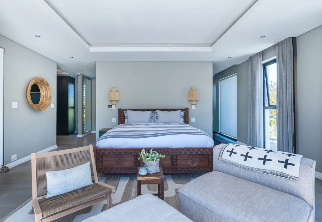 Harmony-Point-Tranquil-Villa-with-an-Eastern-Touch-2-1090×750