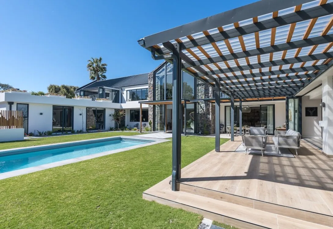 Harmony-Point-Tranquil-Villa-with-an-Eastern-Touch-23-1090×750