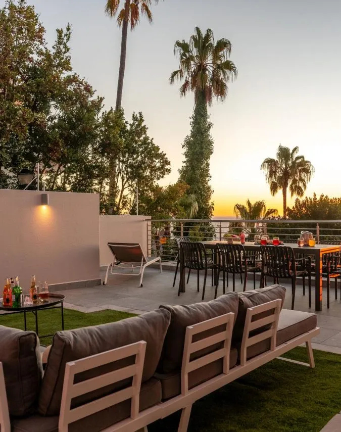 Lisburn-on-Clifton-Villa-Ocean-Views-Sleeps-15-43-675×855