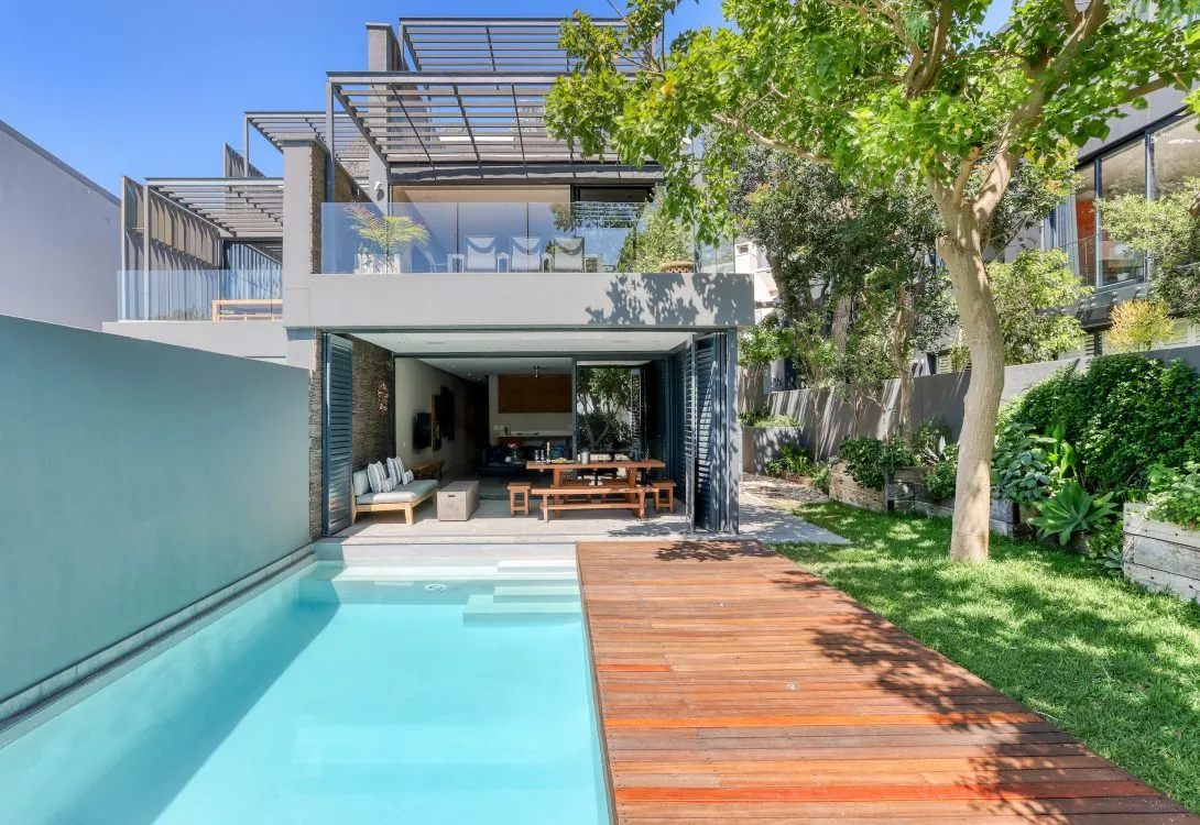 Little-Glen-Views-Camps-Bay-31-1090×750