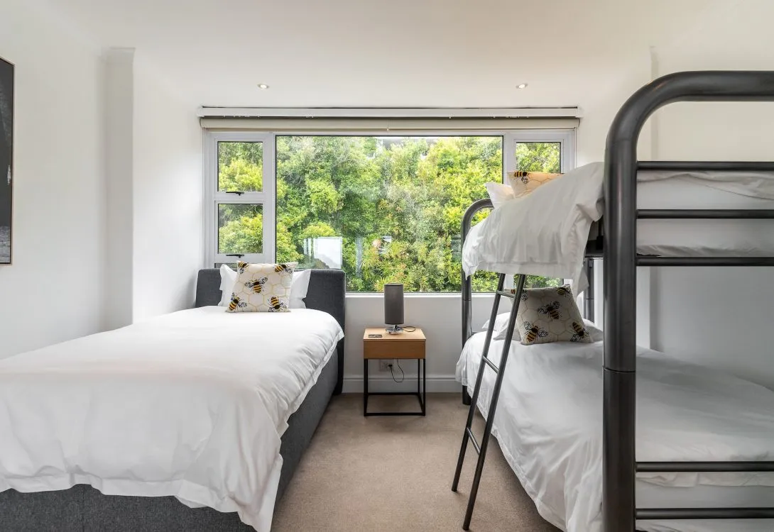 Llandudno-Oasis-11-Fishermans-Bend-Villa-22-1090×750