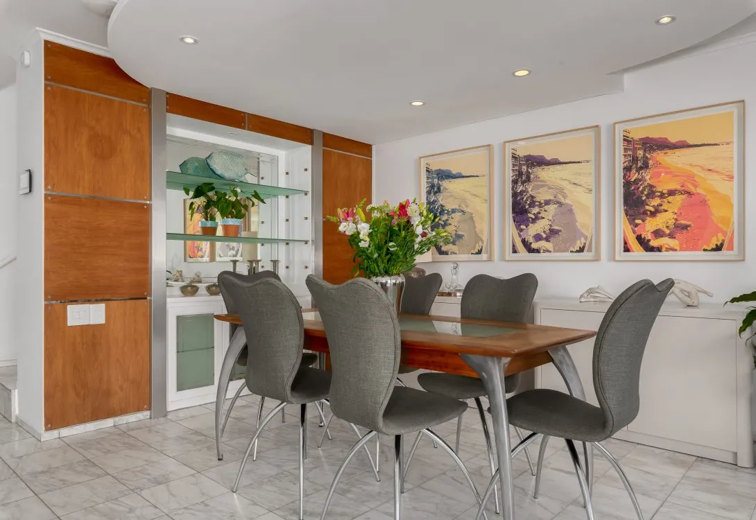 Private-Clifton-Escape-Pool-Jacuzzi-Butler-23-1090×750