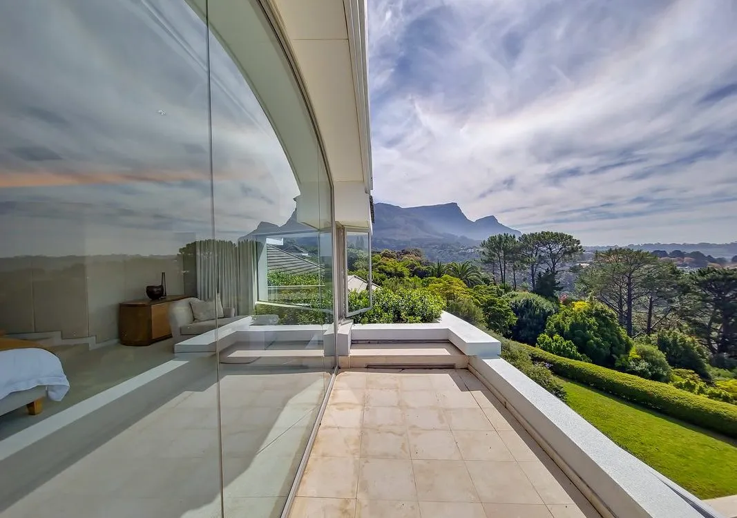 The-Midden-Constantia-Villa-Love-Island-33-1067×750