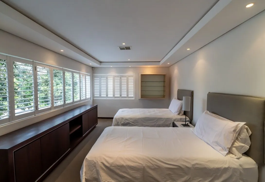 The-Midden-Cottage-Constantia-Love-Island-6-1090×750