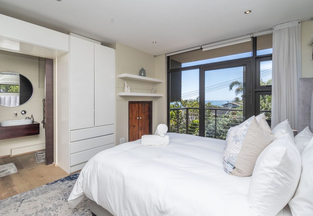 Villa-22-Bakoven-Horizon-House-15-1090×750 (1)