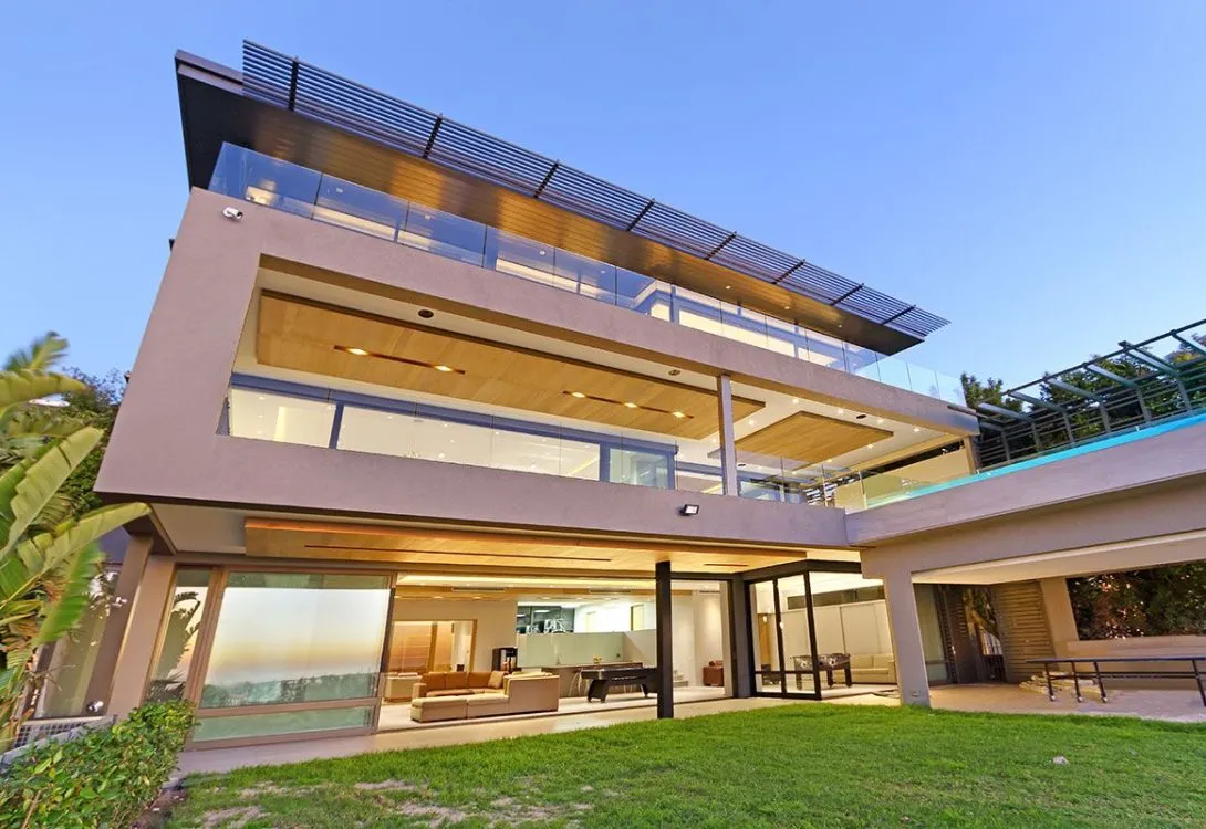 Villa-Quartza-De-Wet-Villa-Bantry-Bay-1-7-1090×750