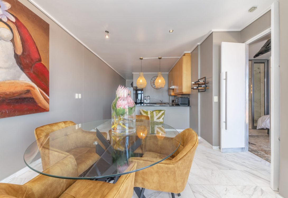 imgi_13_Atlantic-Views-503-Sea-Point-12-1090×750