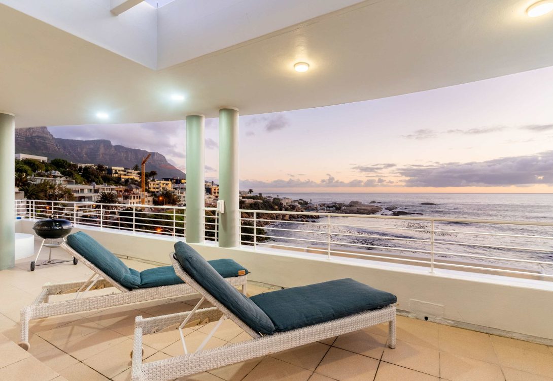 imgi_16_Sunset-Azure-Villa-Sea-Views-Sleeps-14-2-Pools-15-1090×750