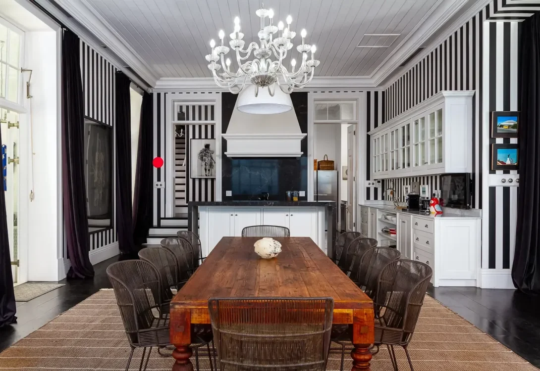 imgi_17_White-Cliffs-Villa-Clifton-14-1090×750