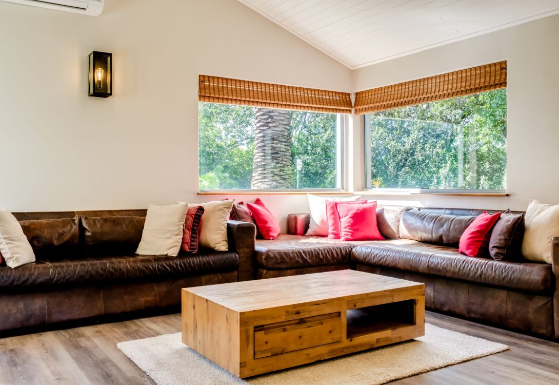 imgi_27_Rivendell-8-Luisa-Way-Hout-Bay-Rental-19-1090×750