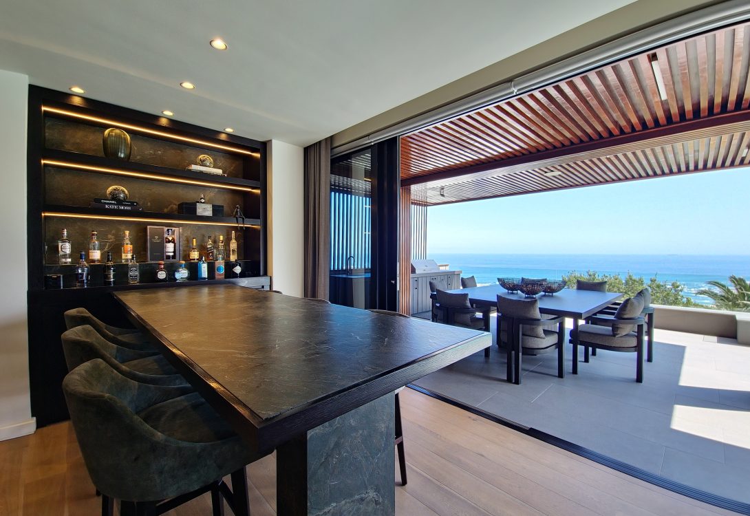 imgi_28_Lijaro-Villa-Camps-Bay-15-1090×750