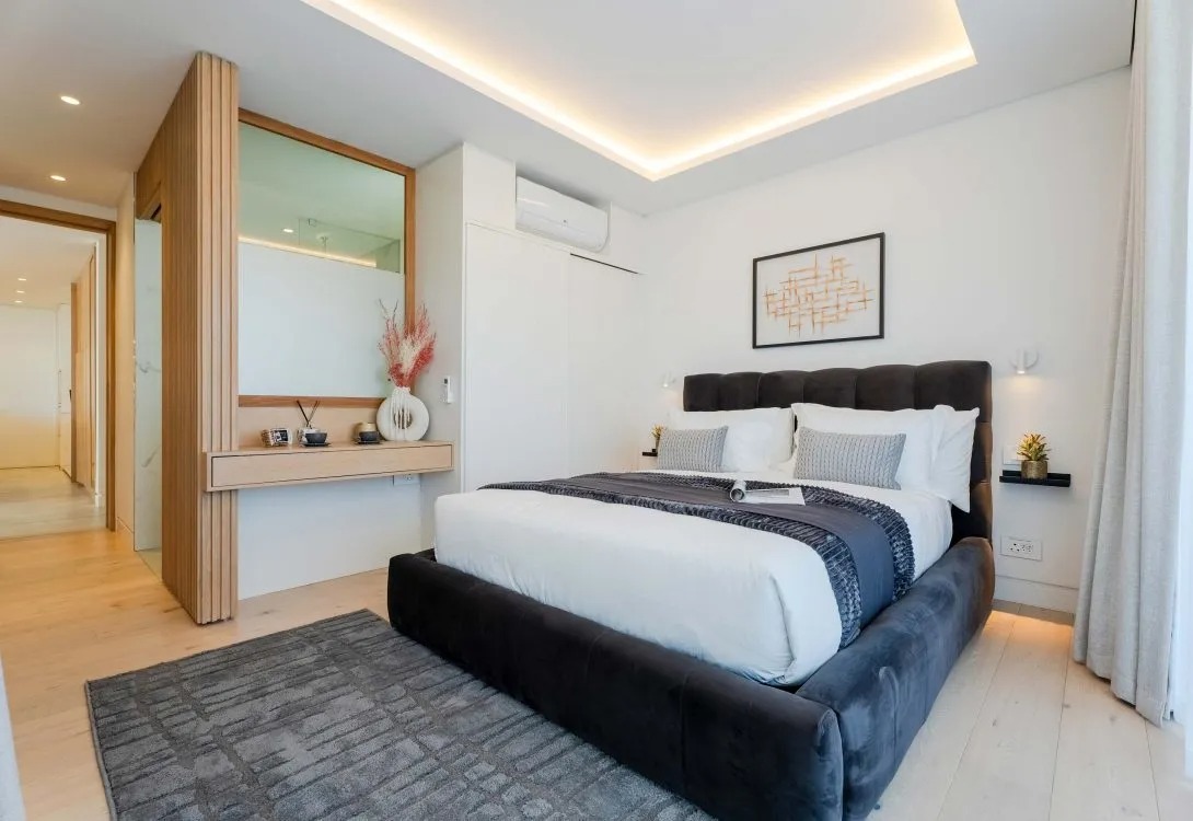 imgi_28_Terrace-Royale-Apartment-in-Camps-Bay-24-1090×750