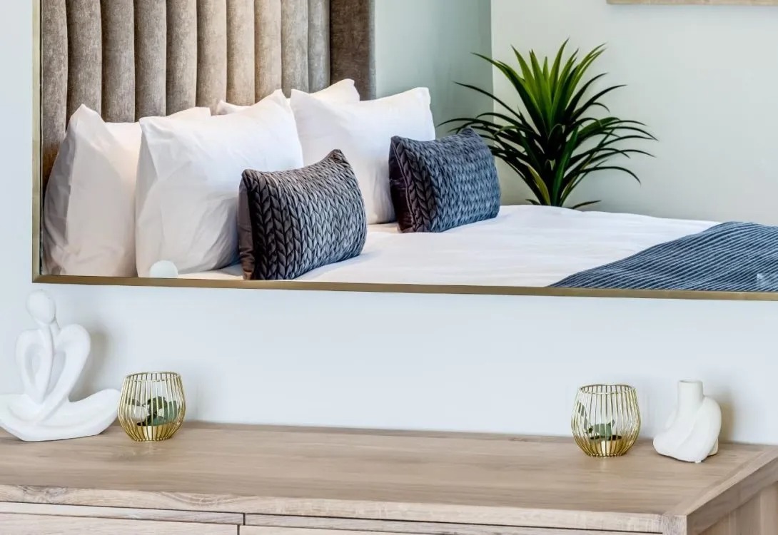 imgi_29_Camps-Bay-Seaside-Beach-View-Apartment-Palm-Bay-32-1090×750