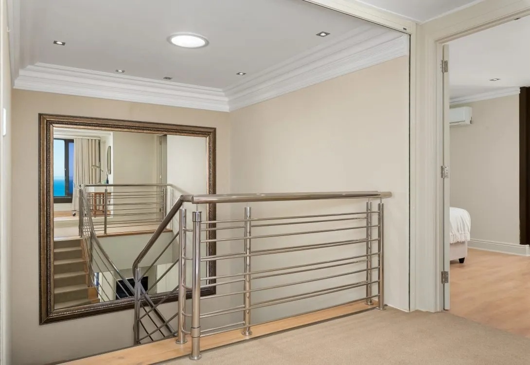 imgi_42_Clifton-Luxury-Vista-Villa-32-1090×750