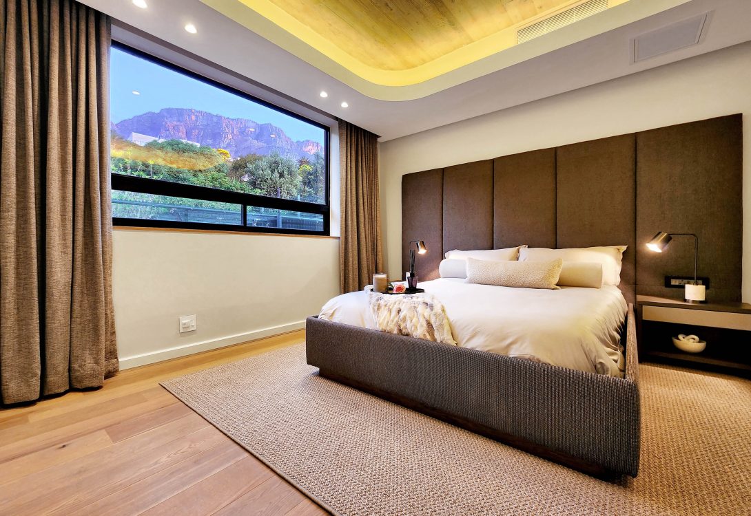 imgi_43_Lijaro-Villa-Camps-Bay-38-1090×750