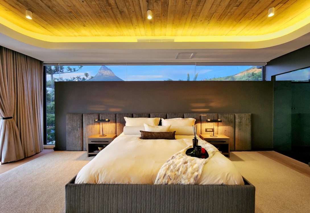 imgi_45_Lijaro-Villa-Camps-Bay-56-1090×750