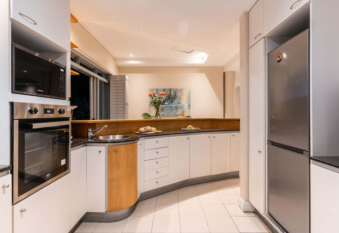 imgi_47_Sunset-Azure-Villa-Sea-Views-Sleeps-14-2-Pools-4-1090×750