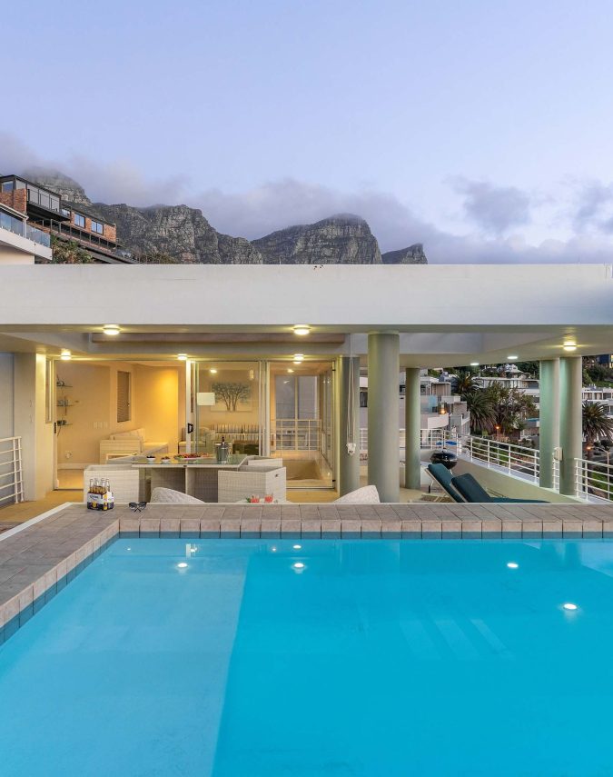 imgi_4_Sunset-Azure-Villa-Sea-Views-Sleeps-14-2-Pools-37-675×855