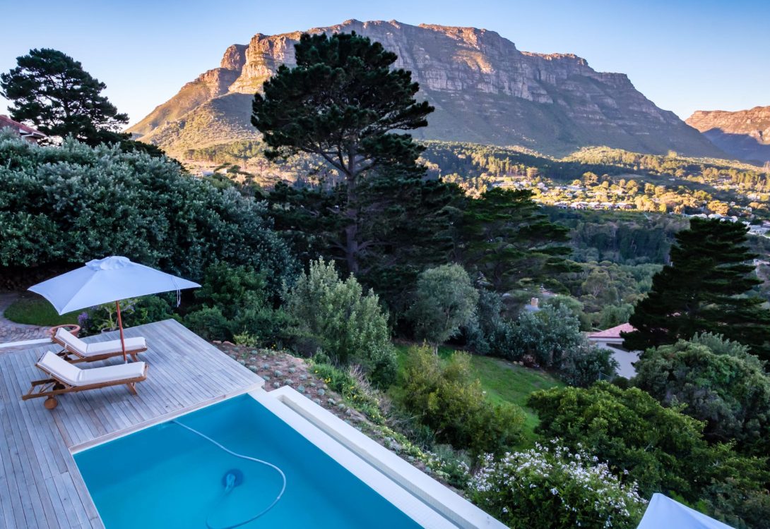 imgi_6_45-Mount-Rhodes-Villa-Hout-Bay-26-1090×750