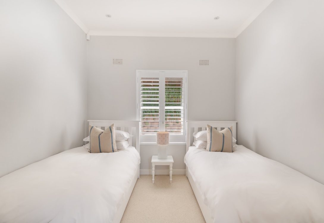 imgi_72_Hout-Bay-Sublime-Villa-21-1090×750